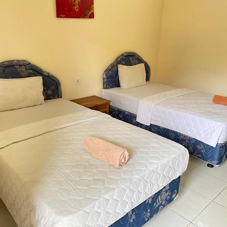 Twins Homestay Canggu Extérieur photo
