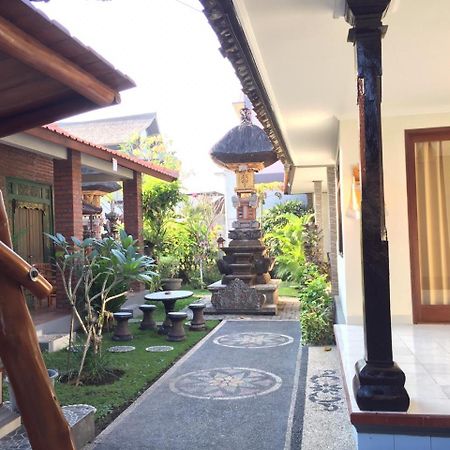 Twins Homestay Canggu Extérieur photo