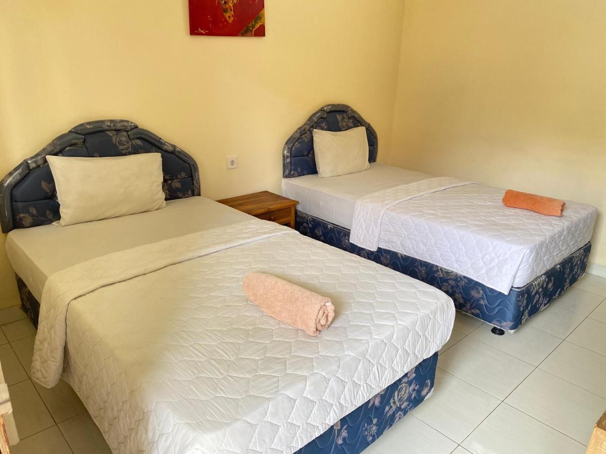 Twins Homestay Canggu Extérieur photo