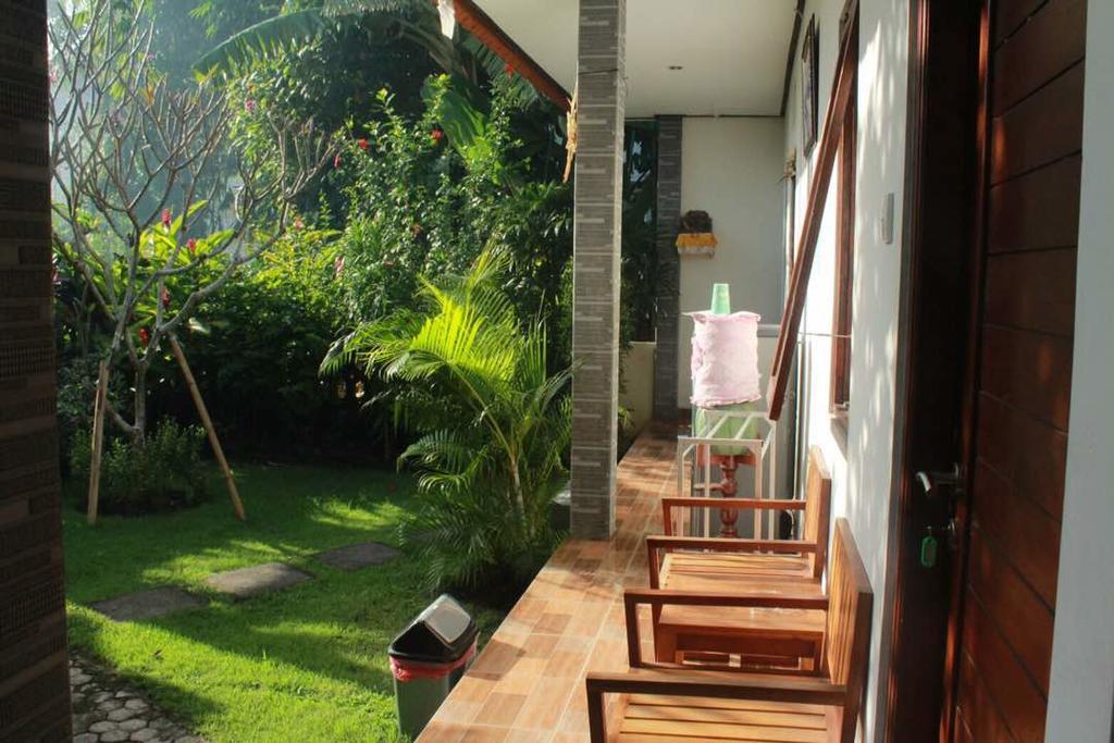 Twins Homestay Canggu Extérieur photo
